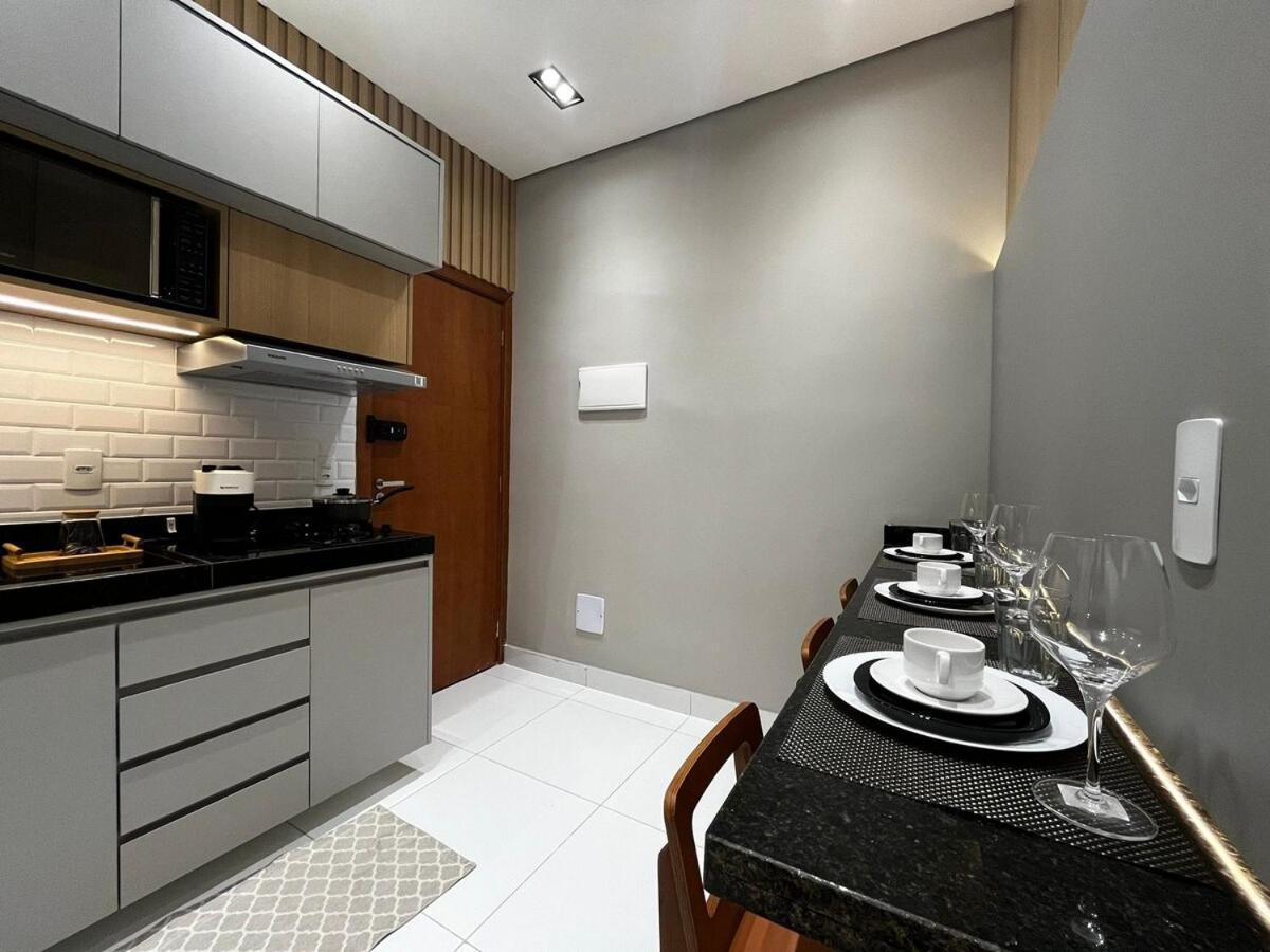 Moderno Com Cozinha E Sala Confortavel *