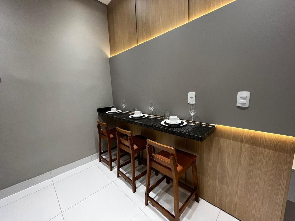 Apartamento Moderno Com Cozinha E Sala Confortavel *