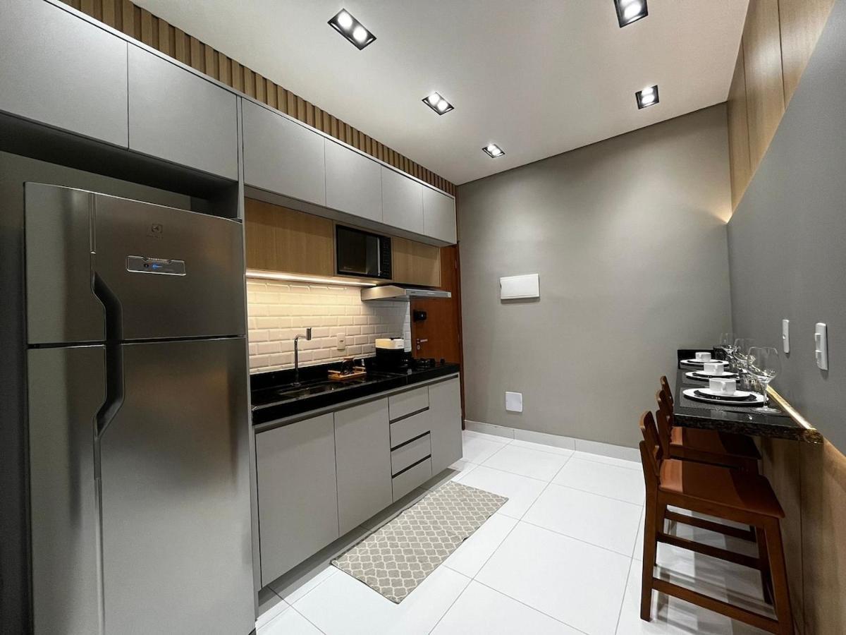 Apartamento Moderno Com Cozinha E Sala Confortavel *